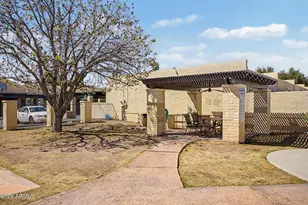 2225 E Catalina Dr, Phoenix, AZ 85016 - Photo 37
