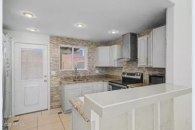 2225 E Catalina Drive, Phoenix, AZ 85016 - Photo 7