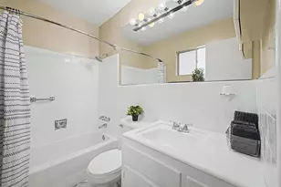 6824 E 2nd St, Scottsdale, AZ 85251 - Photo 21