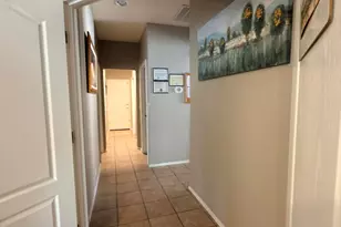 1028 N Assisted Living Way, Chandler, AZ 85225 - Photo 7