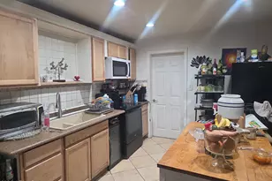 8682 W Santa Cruz Blvd, Arizona City, AZ 85123 - Photo 5