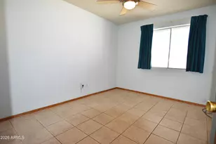 1830 W Sunnyslope Ln, Phoenix, AZ 85021 - Photo 11