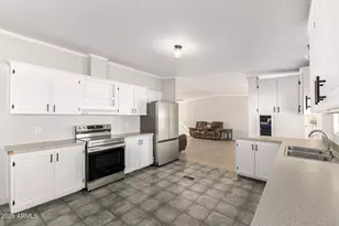 32890 N Karen Ln, San Tan Valley, AZ 85143 - Photo 9