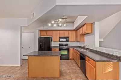 3250 W Greenway Road #Unit 157, Phoenix, AZ 85053 - Photo 13