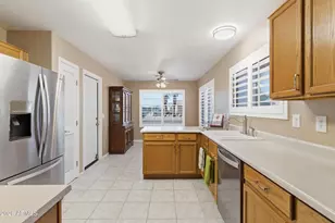 3214 W Louise Dr, Phoenix, AZ 85027 - Photo 5