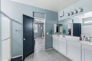 22036 N 184th Dr, Surprise, AZ 85387 - Photo 15