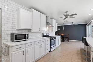 13201 N 24th Ave, Phoenix, AZ 85029 - Photo 11