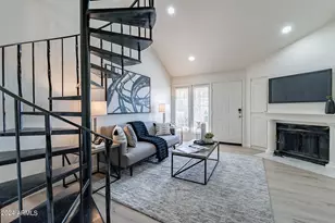 4901 S Calle Los Cerros Dr, Tempe, AZ 85282 - Photo 3