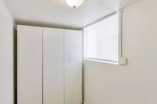 1921 E Gemini Dr, Tempe, AZ 85283 - Photo 33
