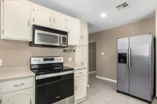 2226 N 28th St, Phoenix, AZ 85008 - Photo 3