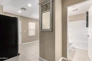 2226 N 28th St, Phoenix, AZ 85008 - Photo 9