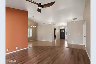 19019 N 83rd Lane, Peoria, AZ 85382 - Photo 5