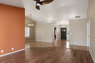 19019 N 83rd Ln, Peoria, AZ 85382 - Photo 5