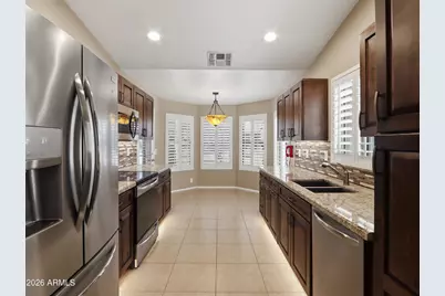 19019 N 83rd Lane, Peoria, AZ 85382 - Photo 9