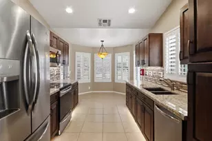 19019 N 83rd Ln, Peoria, AZ 85382 - Photo 9