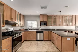 9832 N 29th St, Phoenix, AZ 85028 - Photo 7