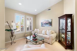 15807 W Silver Breeze Dr, Surprise, AZ 85374 - Photo 9