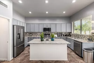 6251 S Moccasin Trail, Gilbert, AZ 85298 - Photo 11