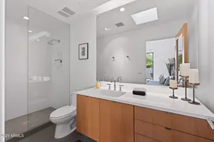 7433 E Cholla Ln, Scottsdale, AZ 85250 - Photo 29