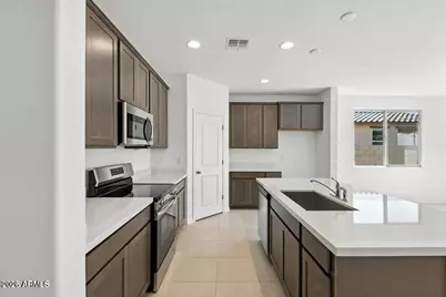 30002 W Wild Hazel Drive, Buckeye, AZ 85396 - Photo 3