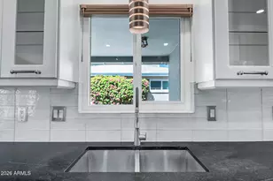 5311 N 8th Ave, Phoenix, AZ 85013 - Photo 13