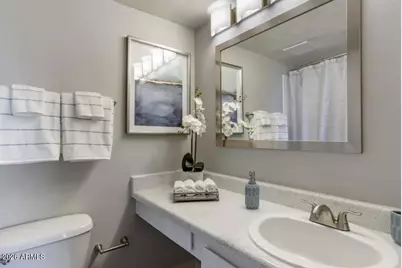 17031 N 11th Avenue #B2, Phoenix, AZ 85023 - Photo 5