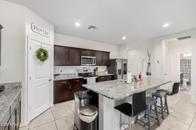 24456 W Hacienda Avenue, Buckeye, AZ 85326 - Photo 7