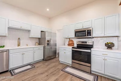 6126 N 12th Place #9, Phoenix, AZ 85014 - Photo 7