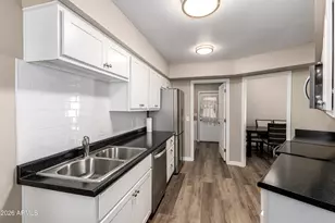 10921 W Coggins Dr, Sun City, AZ 85351 - Photo 1