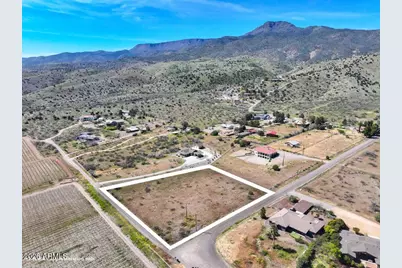 000 E Windmill Lane E #'-', Clarkdale, AZ 86324 - Photo 7