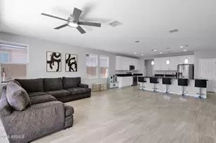 8503 W Peppertree Ln, Glendale, AZ 85305 - Photo 27