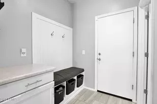 8503 W Peppertree Ln, Glendale, AZ 85305 - Photo 33