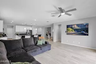 8503 W Peppertree Ln, Glendale, AZ 85305 - Photo 23