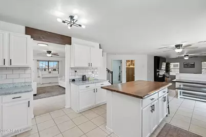 2985 W Goldmine Mountain Drive, San Tan Valley, AZ 85144 - Photo 11