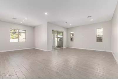 8932 E Covina Street, Mesa, AZ 85207 - Photo 7