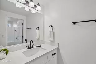 64 N 63rd St, Mesa, AZ 85205 - Photo 7