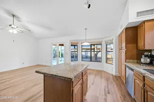 626 W Sherri Dr, Gilbert, AZ 85233 - Photo 9