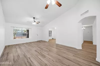 626 W Sherri Drive, Gilbert, AZ 85233 - Photo 5