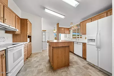 17200 W Bell Road #2251, Surprise, AZ 85374 - Photo 7