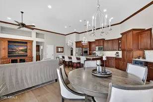 654 E Hampton Ct, Gilbert, AZ 85295 - Photo 17