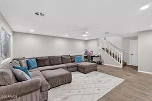 654 E Hampton Ct, Gilbert, AZ 85295 - Photo 45