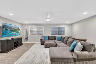 654 E Hampton Ct, Gilbert, AZ 85295 - Photo 43
