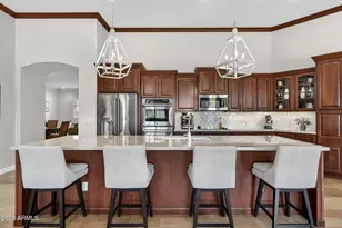654 E Hampton Ct, Gilbert, AZ 85295 - Photo 11