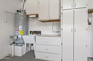 15818 W Lahlum Ln, Surprise, AZ 85374 - Photo 31