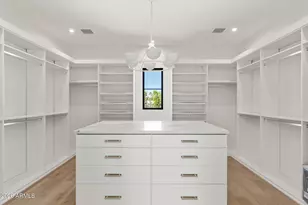 4220 N 57th Pl, Phoenix, AZ 85018 - Photo 25