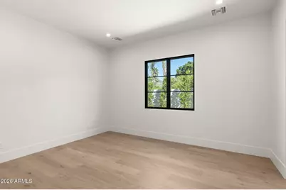 4220 N 57th Place, Phoenix, AZ 85018 - Photo 43