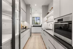 4220 N 57th Pl, Phoenix, AZ 85018 - Photo 21