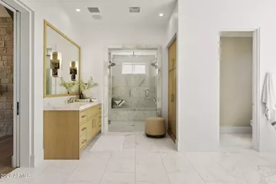 4220 N 57th Place, Phoenix, AZ 85018 - Photo 35