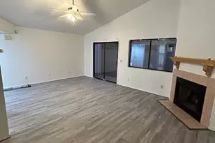 2046 W Columbine Dr, Phoenix, AZ 85029 - Photo 7