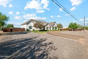 716 W Maddock Rd, Phoenix, AZ 85086 - Photo 3